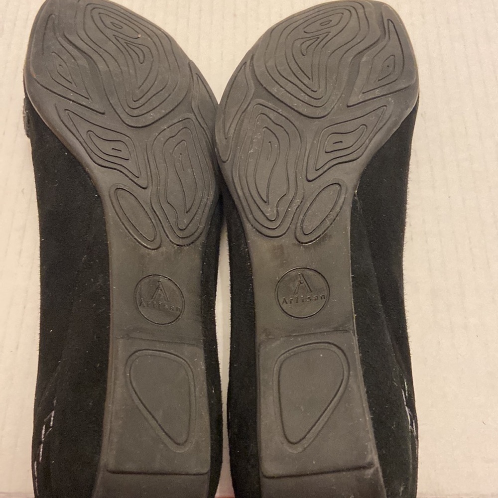 Clarks Artisan Collection Genuine Black Embroidery Suede Wedge Heels Shoes - Picture 9 of 10